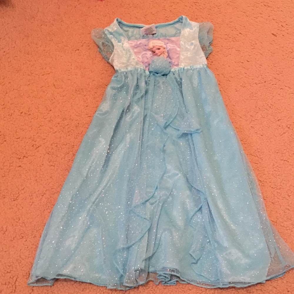 Elsa nightgown